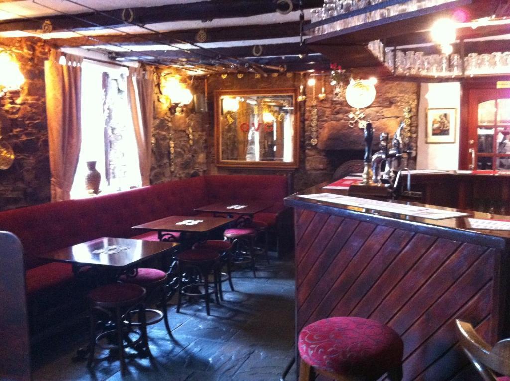 The Cross Keys Hotel New Galloway Exterior photo